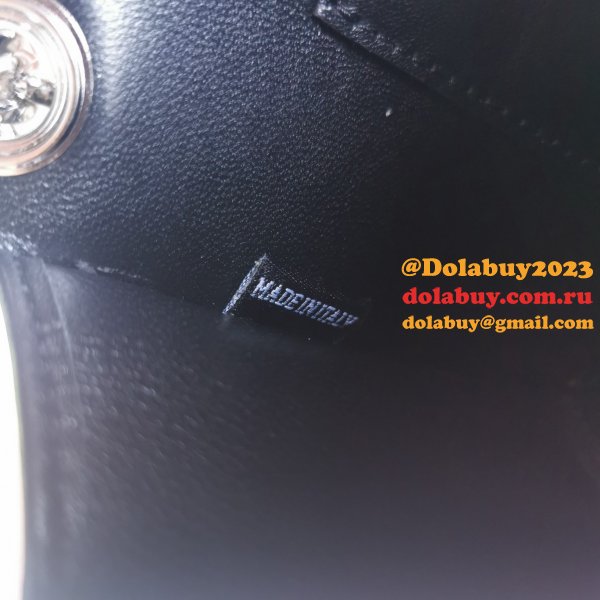 Shop High Quality Matelasse 5BP065 Replica Miu Miu Handbags